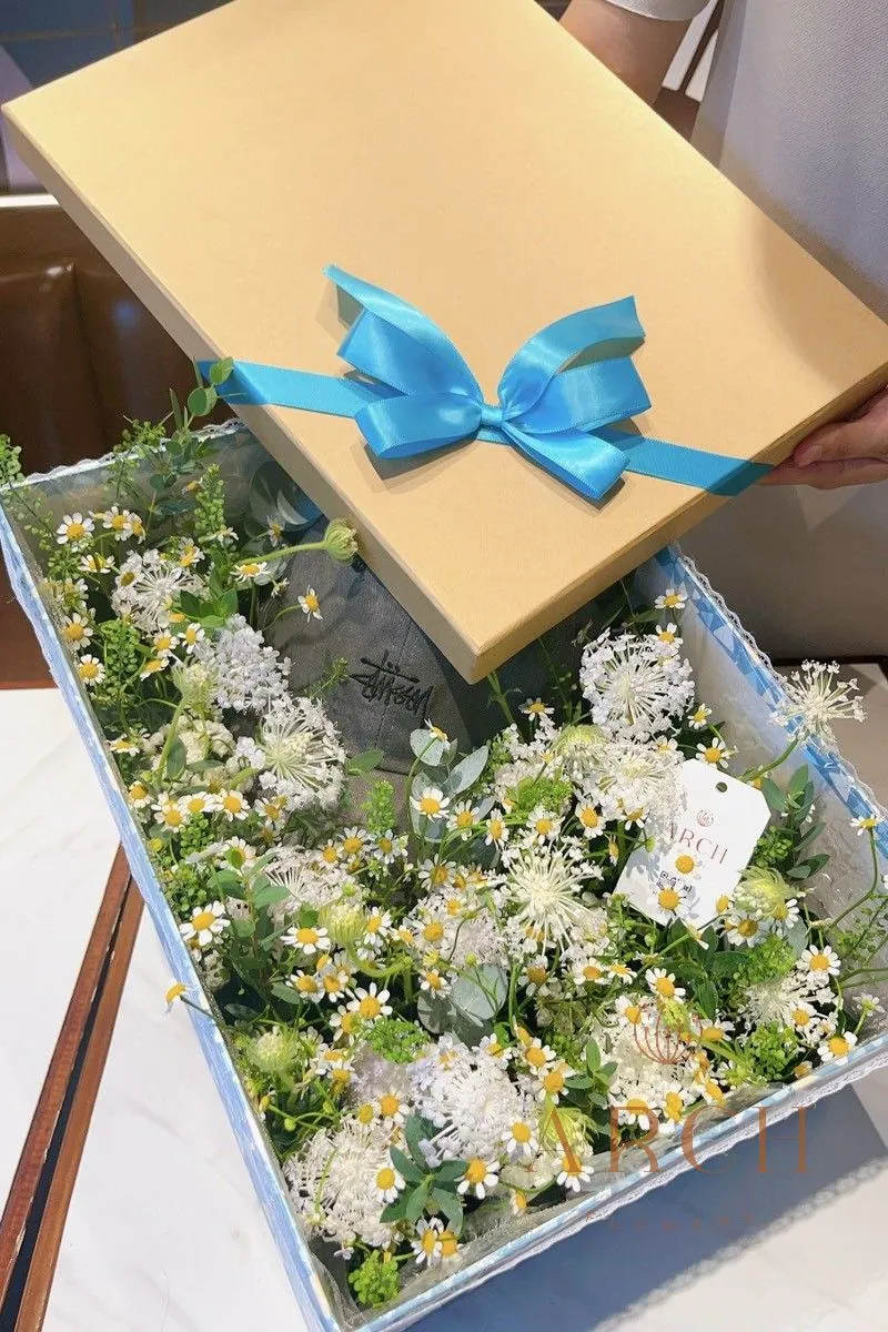 Hộp Hoa Chúc Mừng Sinh Nhật - Quà Tặng Kết Hợp