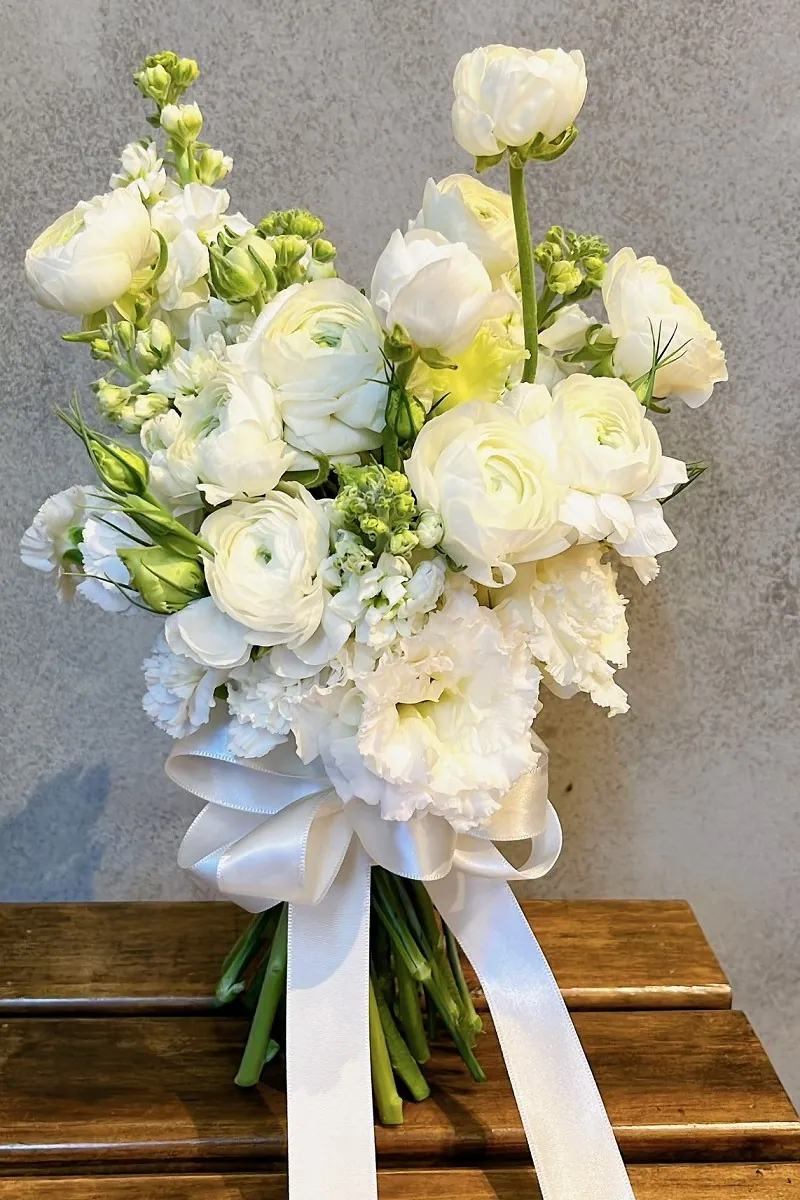 Hoa Cưới Mao Lương Cát Tường Trắng