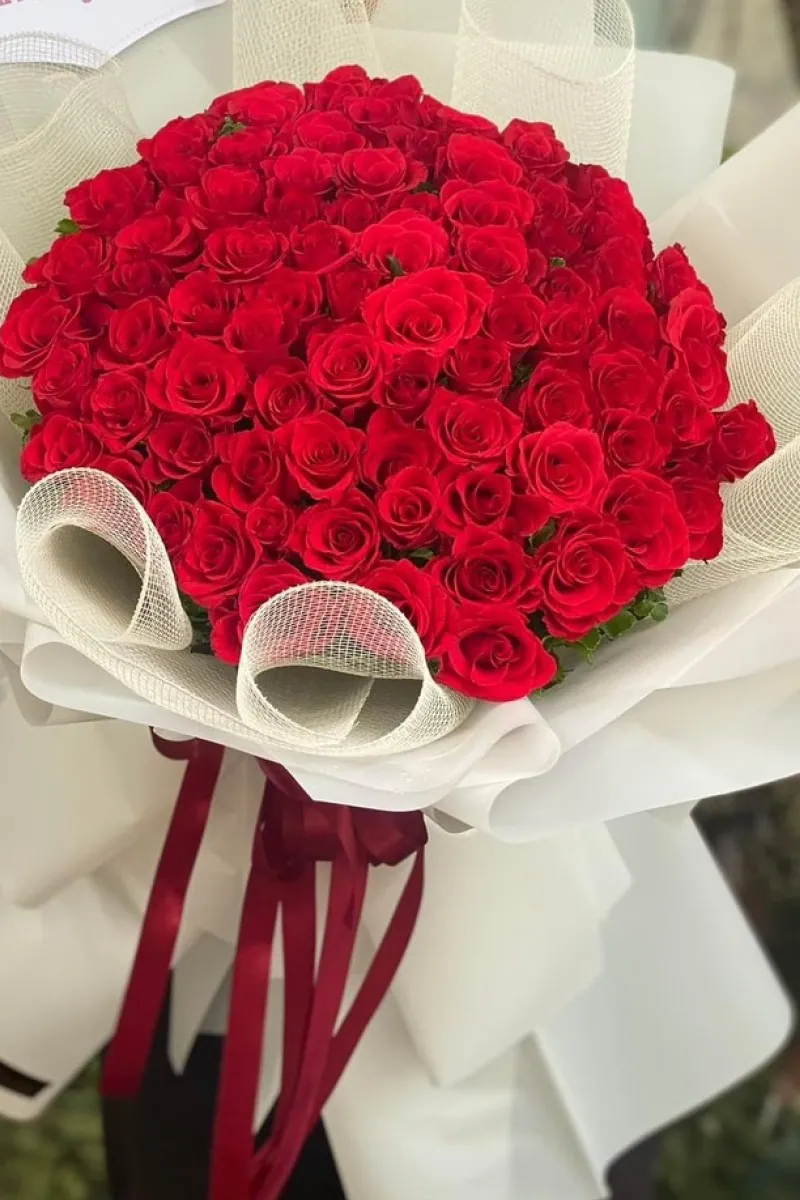 Bó Hoa Tặng Sinh Nhật 99 Bông Hoa Hồng