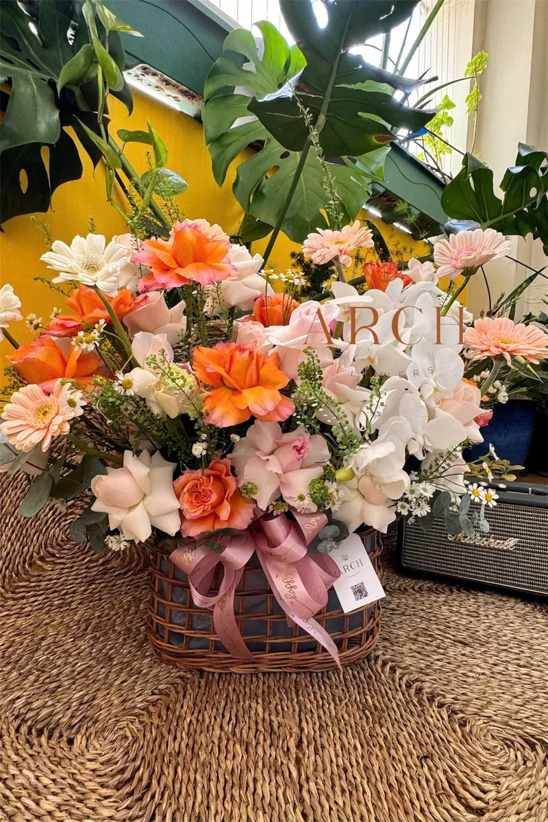 Giỏ Hoa Tone Cam Pastel