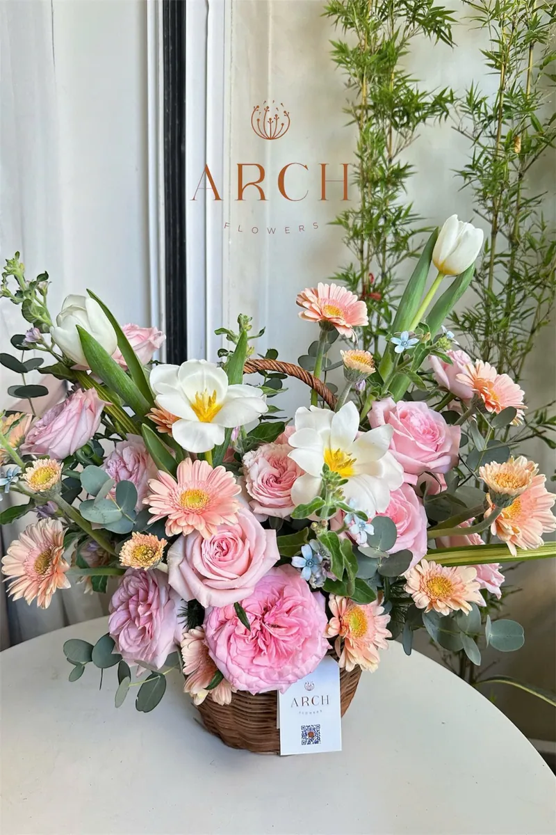 Giỏ Hoa Hồng Tulip Đồng Tiền Tone Hồng