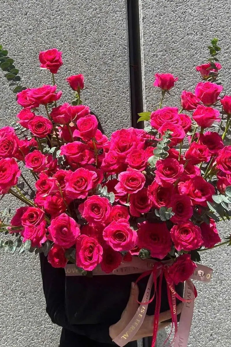 Giỏ Hoa Hồng Pink Sang Trọng
